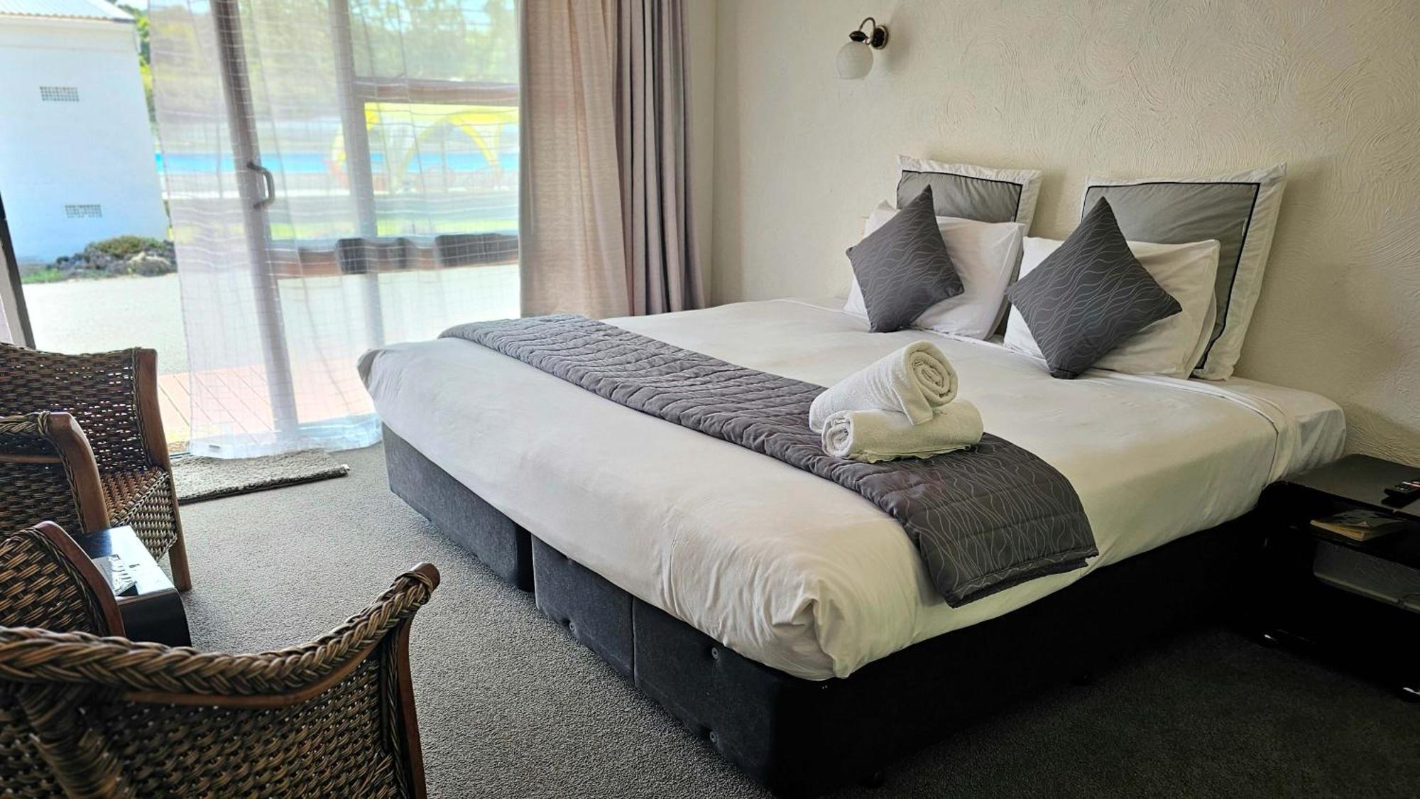 Haruru Falls Motel & Conference Centre パイヒア エクステリア 写真